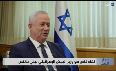"BDS" تدين استضافة فضائية الغد لمجرم الحرب "غانتس" في مقابلة تطبيعية