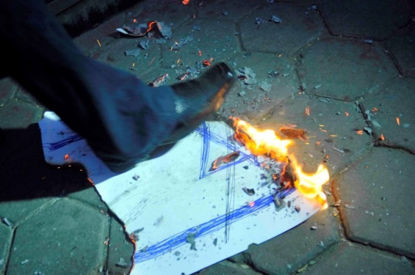 نابلس: مؤسسات المجتمع المدني تدعو الشعوب العربيّة لرفع الصوت عاليًا في وجه المطبعين