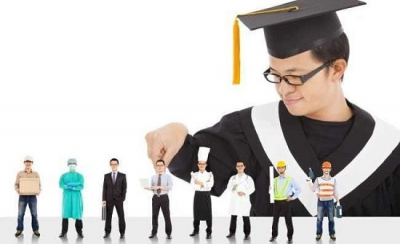 &laquo;خوّة&raquo; على الأساتذة لتسجيل طلاب | التعليم المهنيّ: &laquo;من دهنو سقّيلو&raquo;!