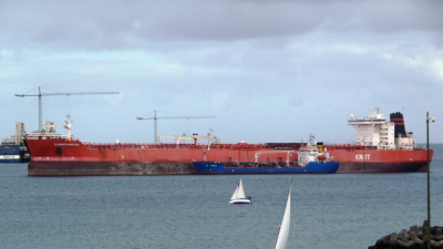 أنباء عن استئناف فنزويلا تصدير النفط للصين رغم العقوبات الأمريكية