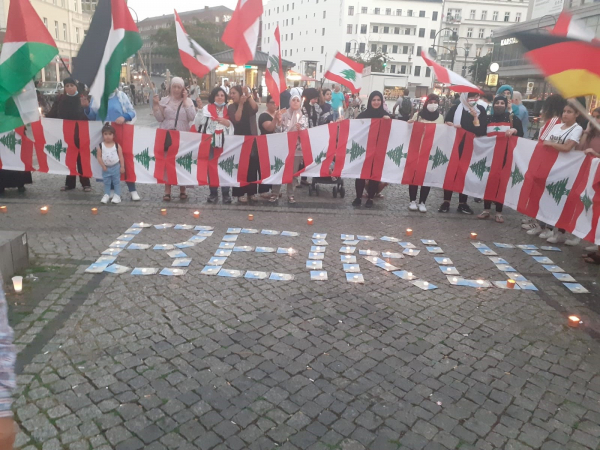 &quot;من برلين سلامٌ لبيروت&quot;.. وقفة تضامنية مع لبنان