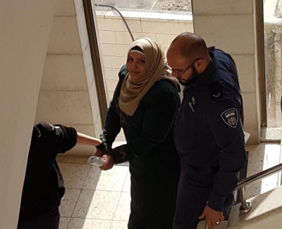 الاحتلال يعزل الأسيرة فدوى حمادة لليوم الخامس على التوالي