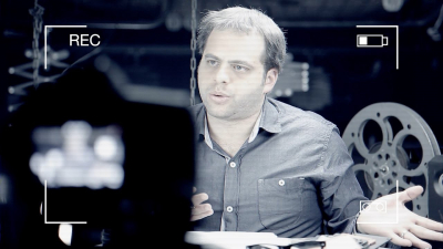 عبد الرحمن ظاهر.. فنان وصحفي فلسطيني معتقل لدى السلطة بسبب "منشور فيسبوك"