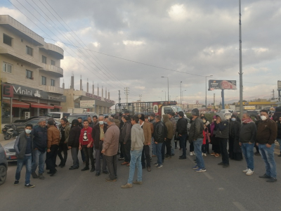 قطع طريق عام رياق بعلبك احتجاجاً على تزايد عمليات السرقة