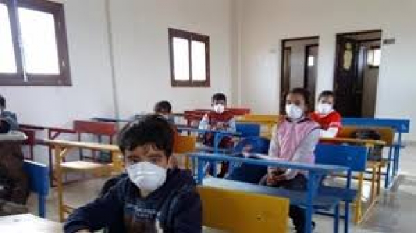 اتركوا المدارس... إلى التعليم المنزليّ!