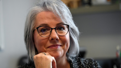 ناشطة من "السترات الصفراء" تعتزم الترشح للرئاسة الفرنسية