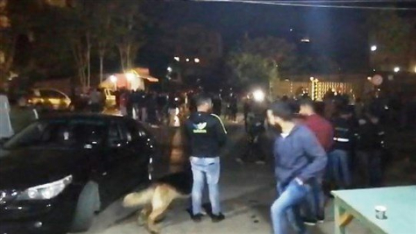 مسيرة احتجاجية في النبطية تخللتها وقفتان أمام مصرفين