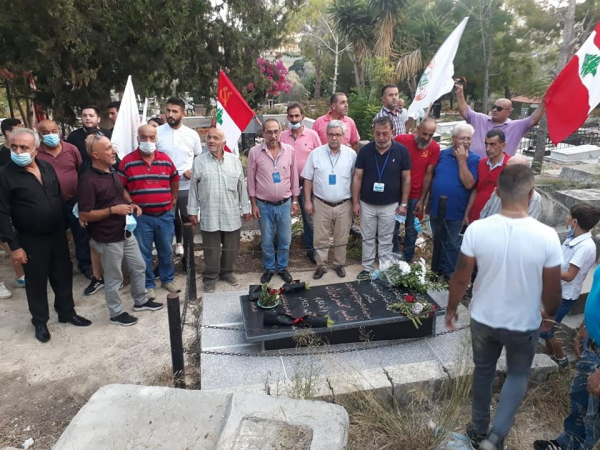 وفد قيادي من "الشيوعي" زار أضرحة شهداء ومناضلي الحزب في زوطر ودير الزهراني