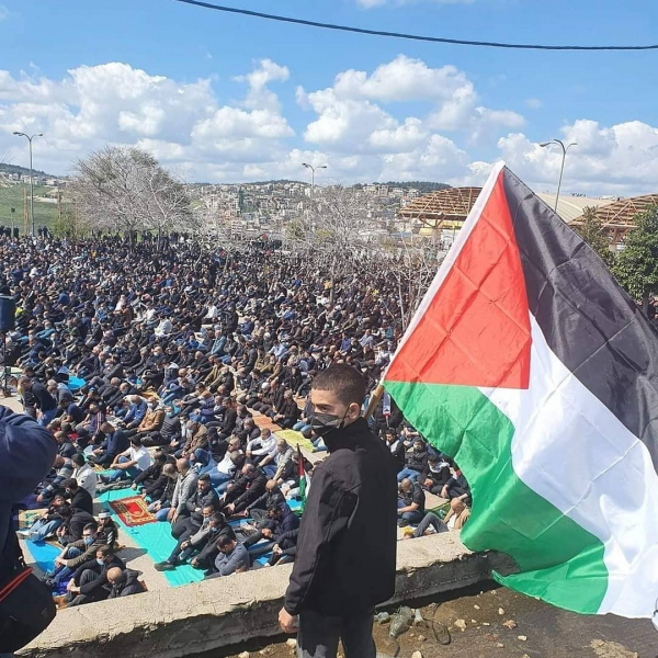 الآلاف يتظاهرون في "أم الفحم" ضد تواطؤ الاحتلال مع الجريمة