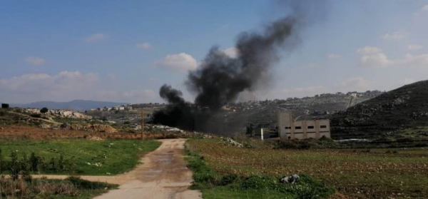 سكان بلدات في النبطية يشكون من إحراق نفايات وإطارات مطاطية