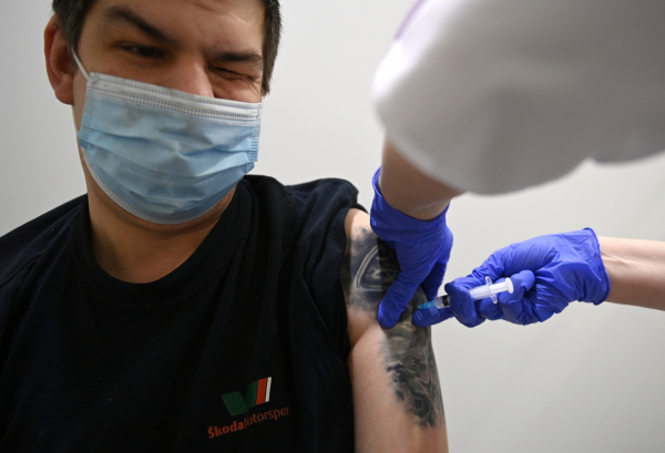 روسيا تسجل روسيا ثالث لقاح ضد فيروس كورنا يوم 20 فبراير