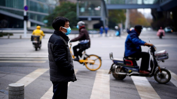 مسؤولون ودبلوماسيون صينيون يطلعون على ما توصلت إليه أبحاث حول أصول "كوفيد-19"