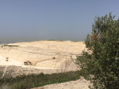 لجنة كفرحزير حذرت من إعادة عمل المقالع: للجنة تقصي حقائق تكشف على مطامر نفايات سامة