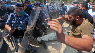 Lebanon's Communist Party calls to overthrow the political system