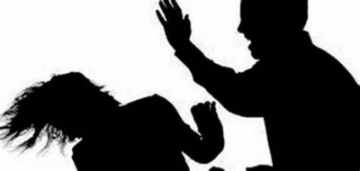 العنف الأسري: الأسباب والنتائج