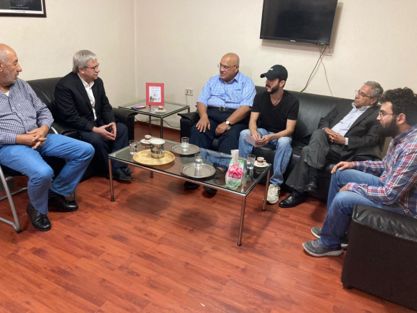 لقاء وفد قيادة الحركة التقدمية الكويتية وقيادة الحزب الشيوعي اللبناني