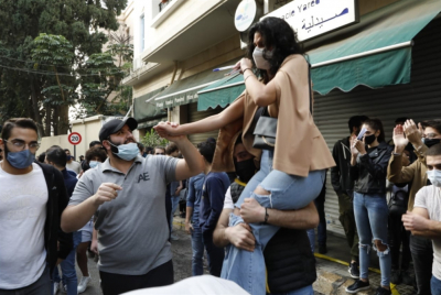 &laquo;اليسوعيّة&raquo; للعلمانيّين